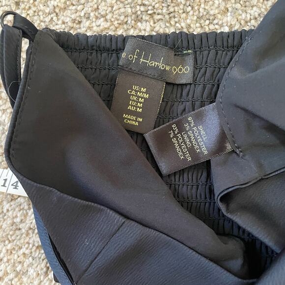 House of Harlow Black Satin Crop Top Medium - Picture 4 of 4